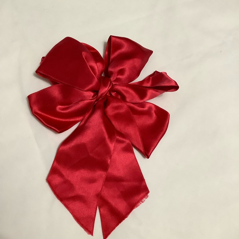 Red silk satin Bow Tie with pin.(W452)